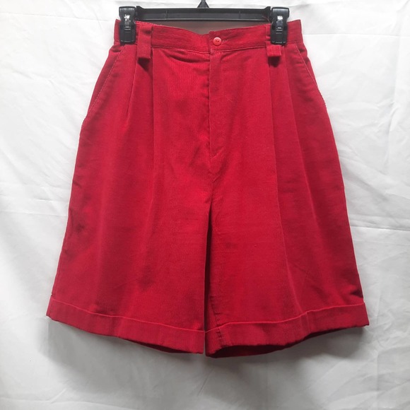 VTG Northern Isles High rise Mom Red Corduroy Knee cuff elastic shorts Vtg 10 - Picture 1 of 4